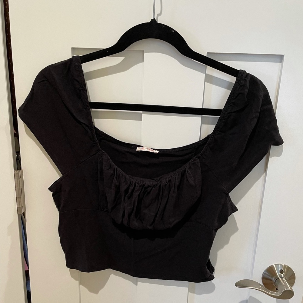 Lottie Moss black crop top